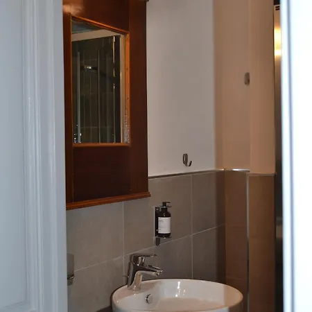 Bed & Breakfast Bisos