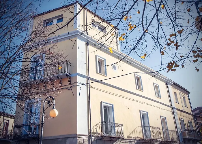 ベッド・アンド・ブレックファスト Bisos 3*