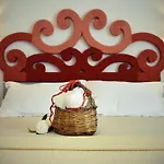 Bisos Bed and Breakfast 3*